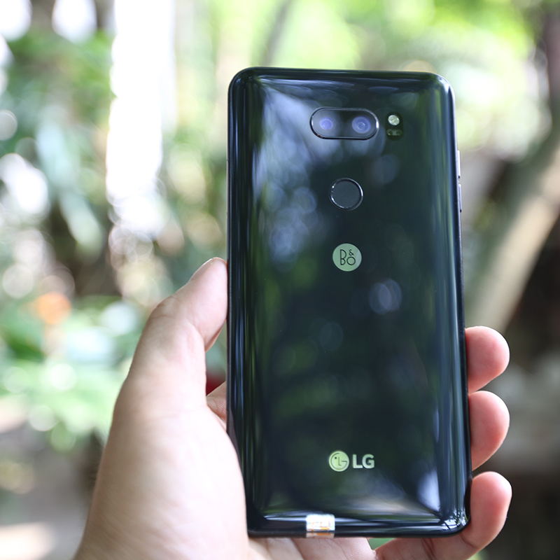 Những lý do bạn nên mua ngay LG V30 bản Hàn cũ tại Min Mobile